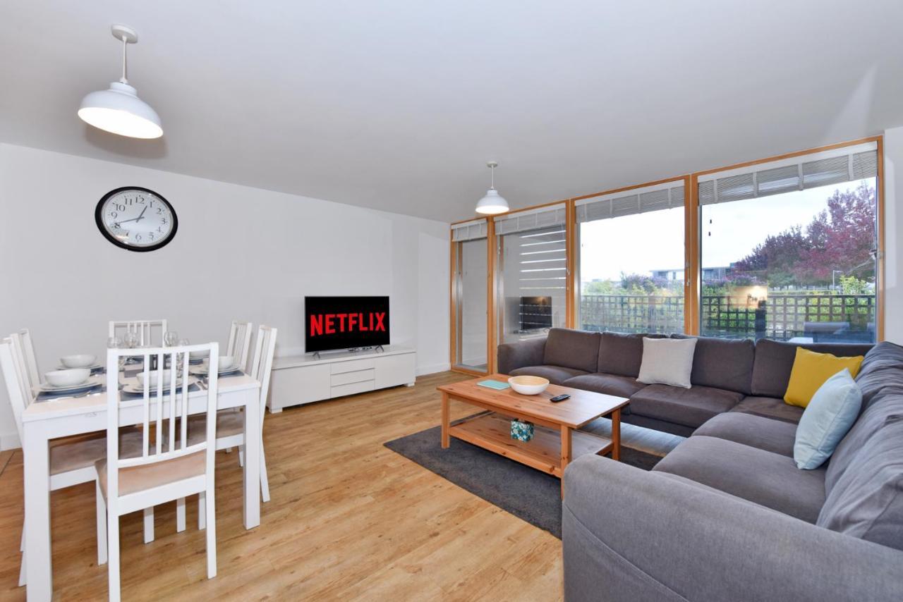 The Vizion Serviced Apartments From Pincott Properties - Free Parking, Private Balcony, And Wifi Милтон-Кейнс Экстерьер фото