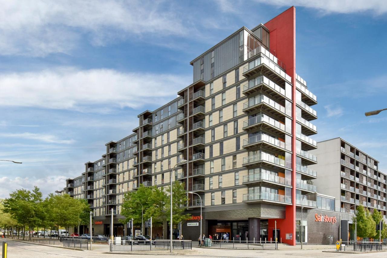 The Vizion Serviced Apartments From Pincott Properties - Free Parking, Private Balcony, And Wifi Милтон-Кейнс Экстерьер фото
