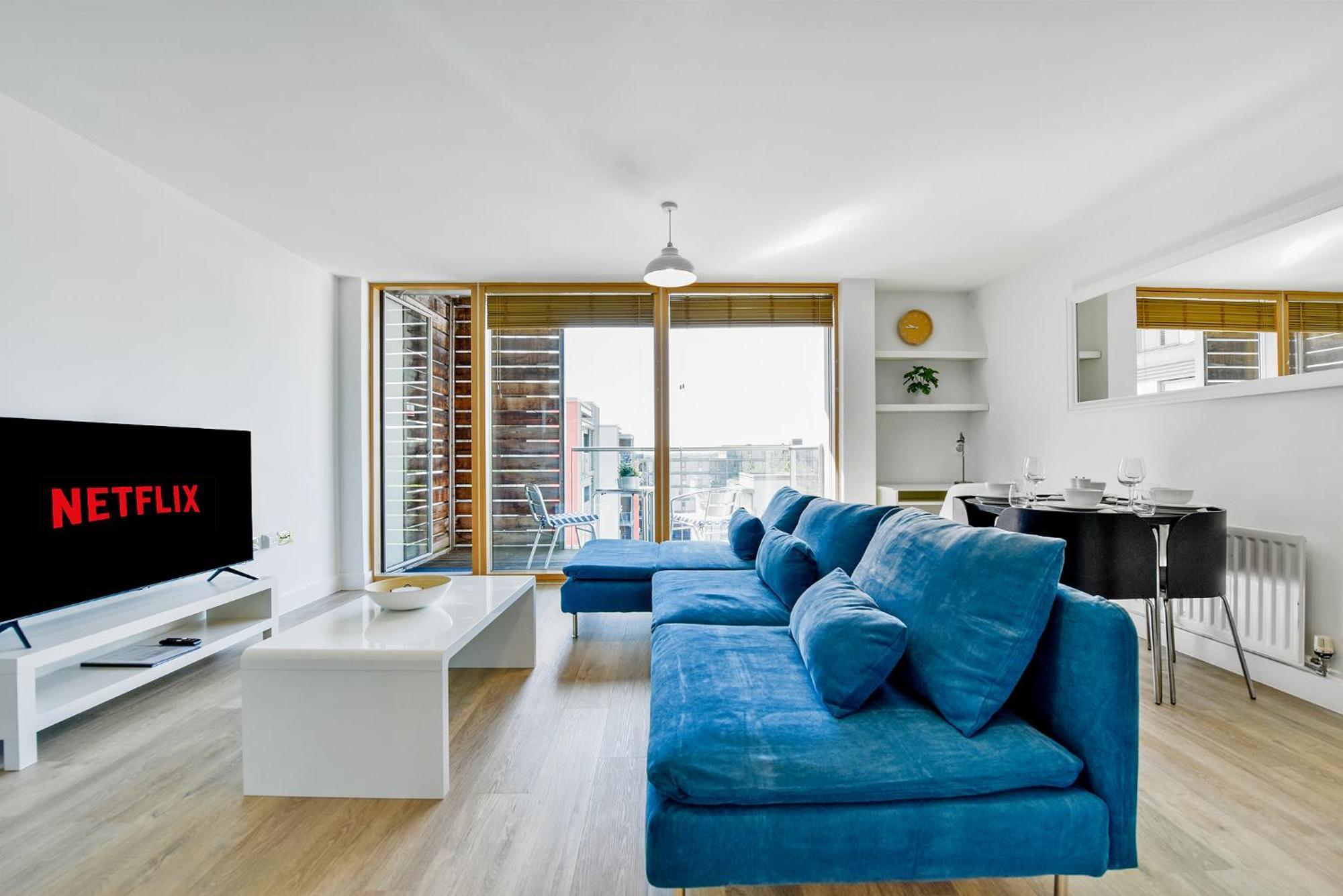 The Vizion Serviced Apartments From Pincott Properties - Free Parking, Private Balcony, And Wifi Милтон-Кейнс Экстерьер фото