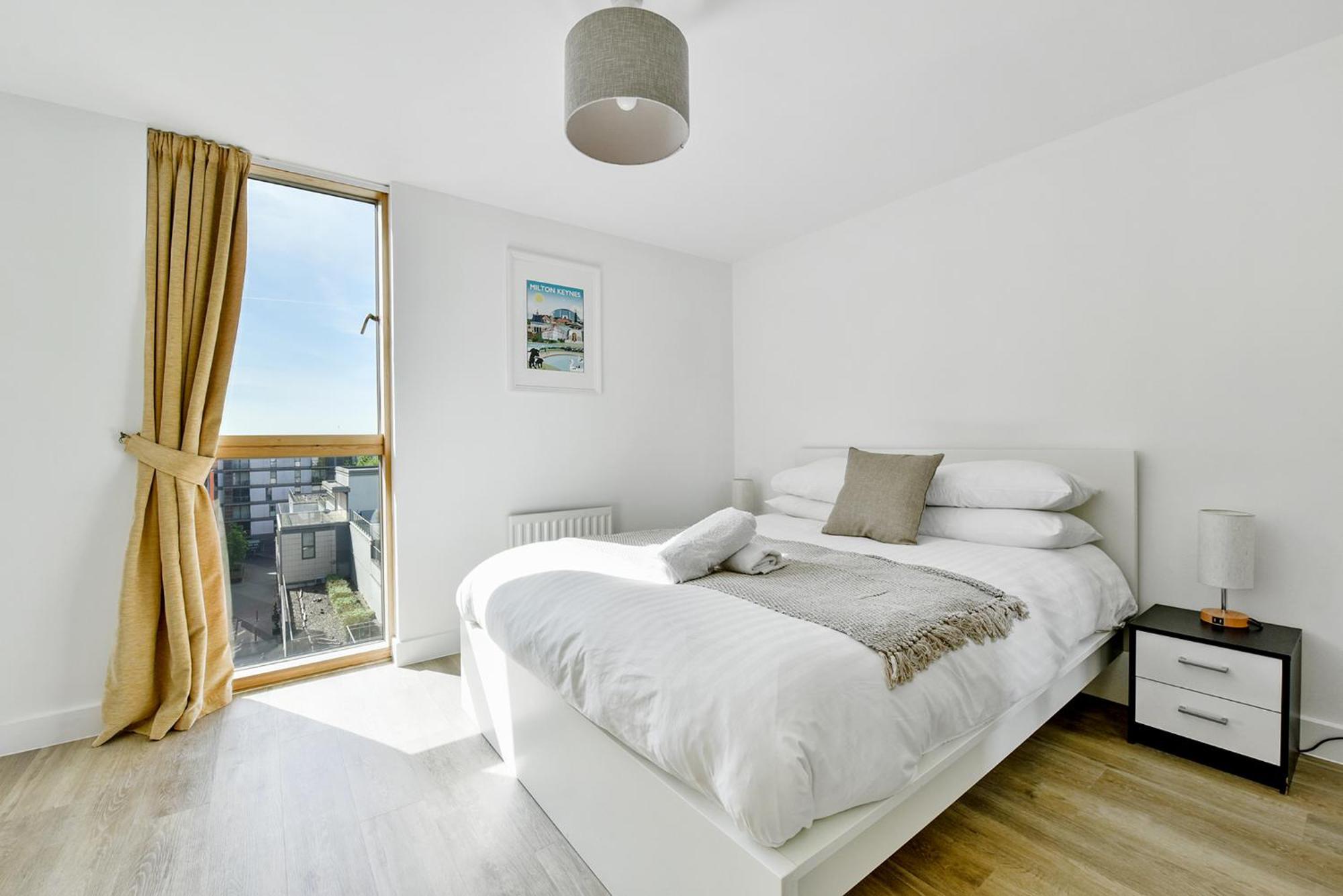 The Vizion Serviced Apartments From Pincott Properties - Free Parking, Private Balcony, And Wifi Милтон-Кейнс Экстерьер фото