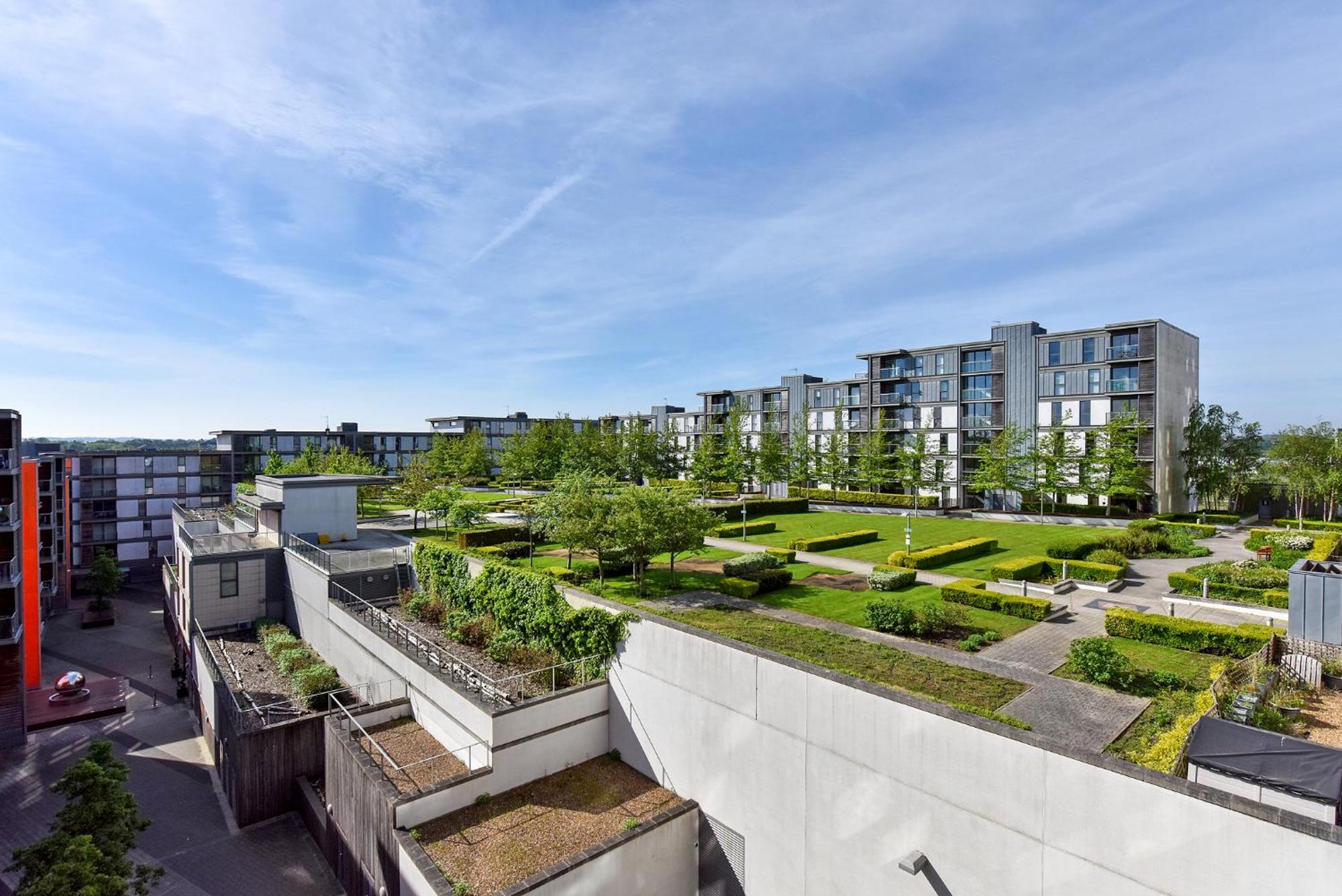 The Vizion Serviced Apartments From Pincott Properties - Free Parking, Private Balcony, And Wifi Милтон-Кейнс Экстерьер фото