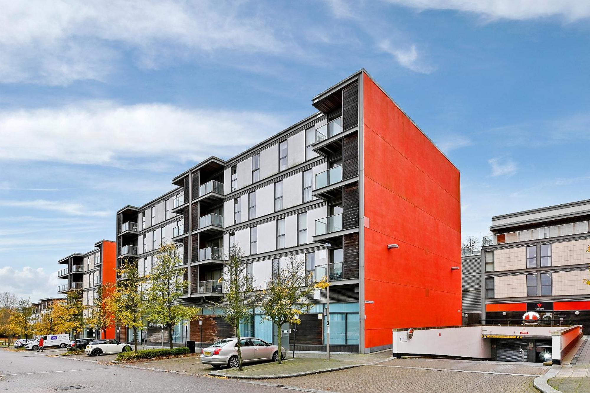 The Vizion Serviced Apartments From Pincott Properties - Free Parking, Private Balcony, And Wifi Милтон-Кейнс Экстерьер фото
